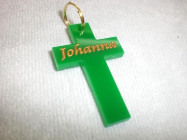 Acryl Anh&auml;nger Kreuz (Bitte hier klicken um dieses Bild in seiner vollen Gr&ouml;&szlig;e zu betrachten)