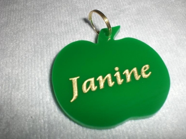 Apfel Acrylanh&auml;nger (Bitte hier klicken um dieses Bild in seiner vollen Gr&ouml;&szlig;e zu betrachten)