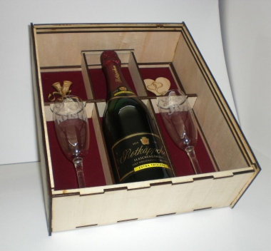 Gravur Sekt  Pr&auml;sent   3  (Bitte hier klicken um dieses Bild in seiner vollen Gr&ouml;&szlig;e zu betrachten)