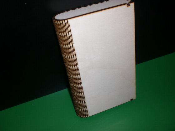 Holzgravur Buchbox 3