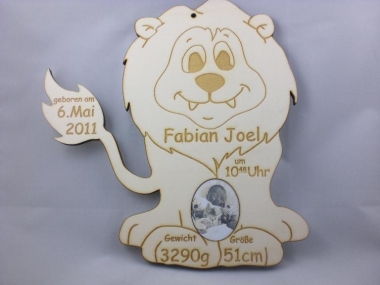 Gravur L&ouml;we Holzgravur (Bitte hier klicken um dieses Bild in seiner vollen Gr&ouml;&szlig;e zu betrachten)